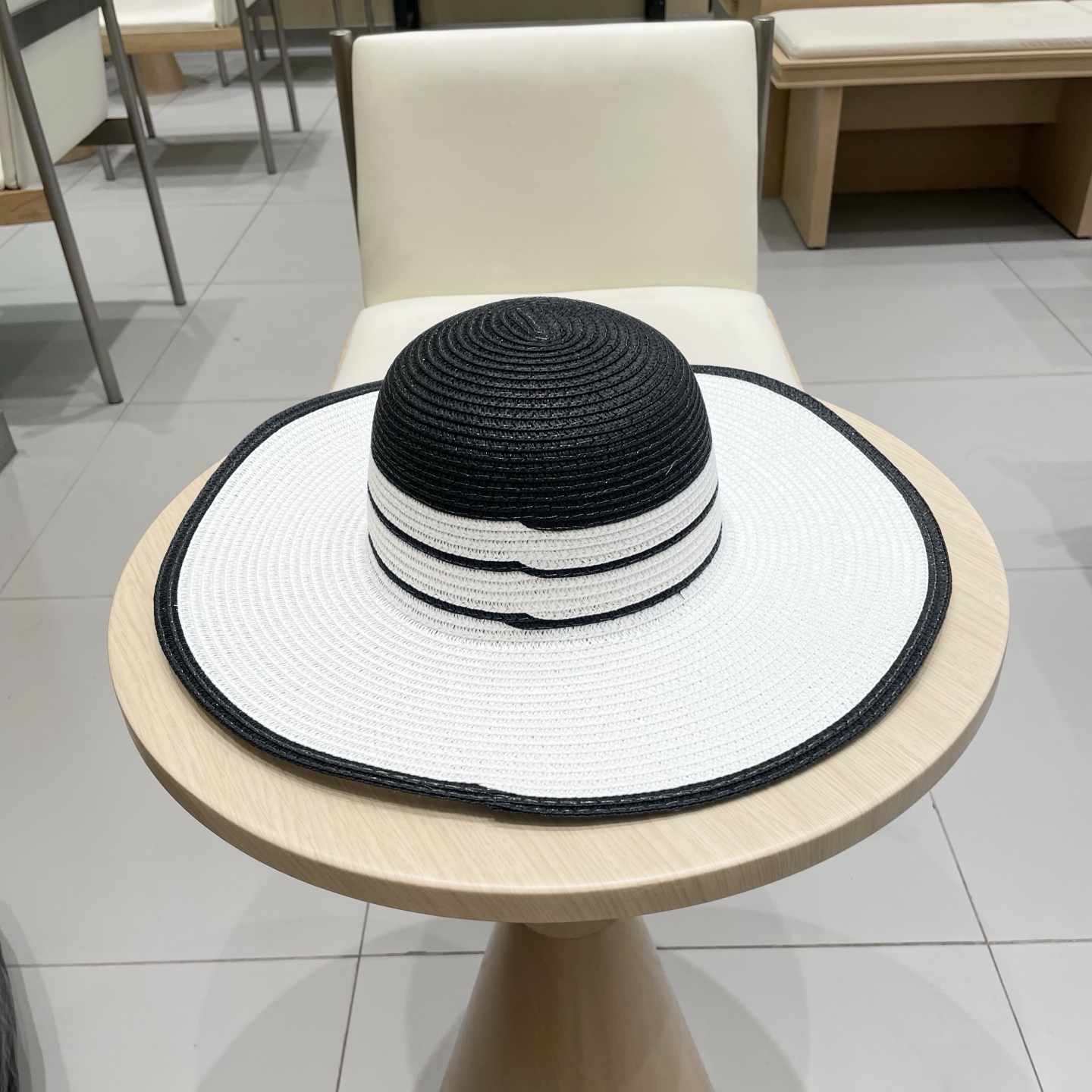  塞琳celien新款草帽，沙滩帽礼帽，头围57cm