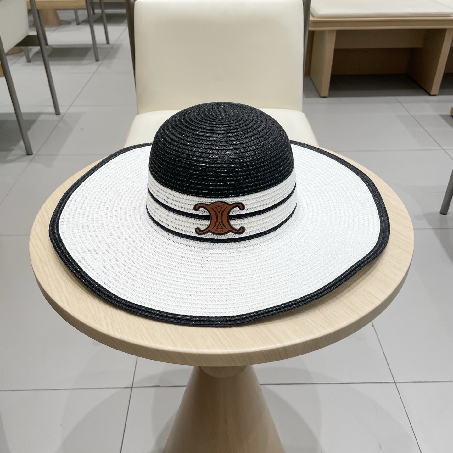  塞琳celien新款草帽，沙滩帽礼帽，头围57cm