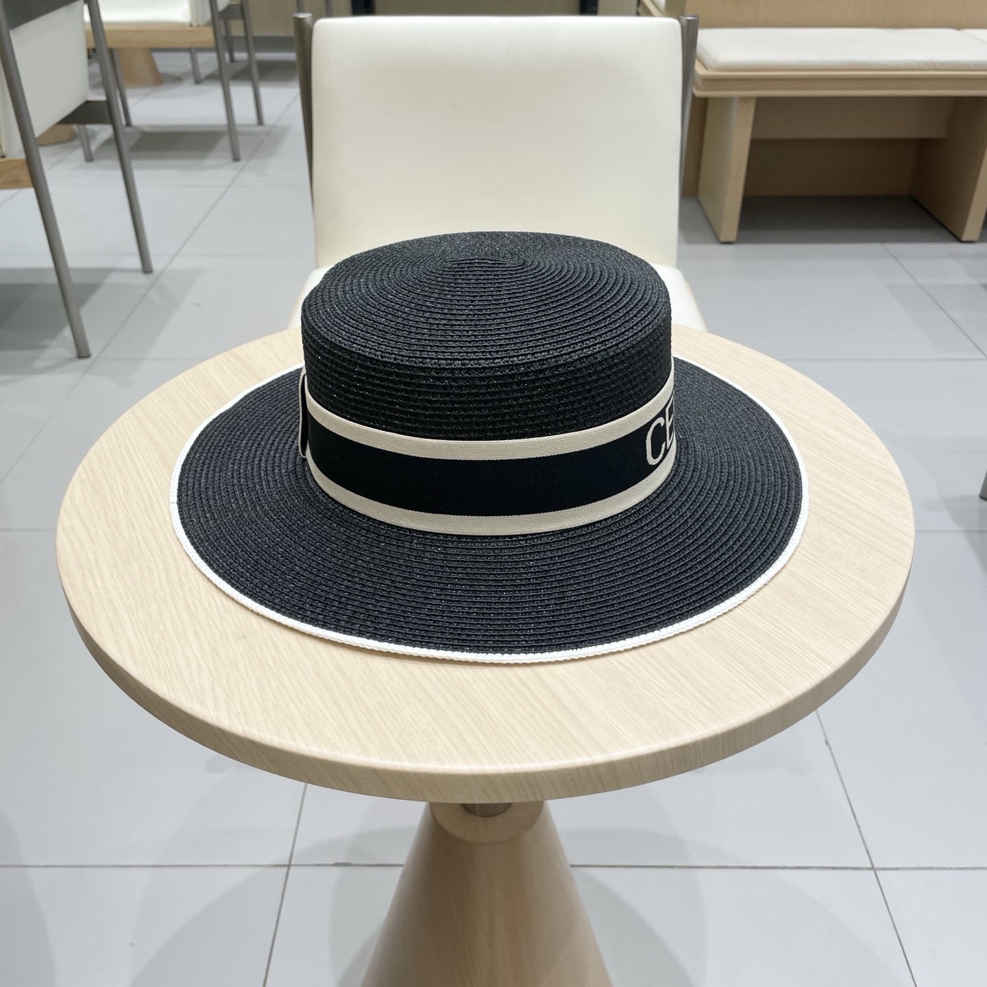  塞琳celien新款草帽，平顶礼帽，头围57cm