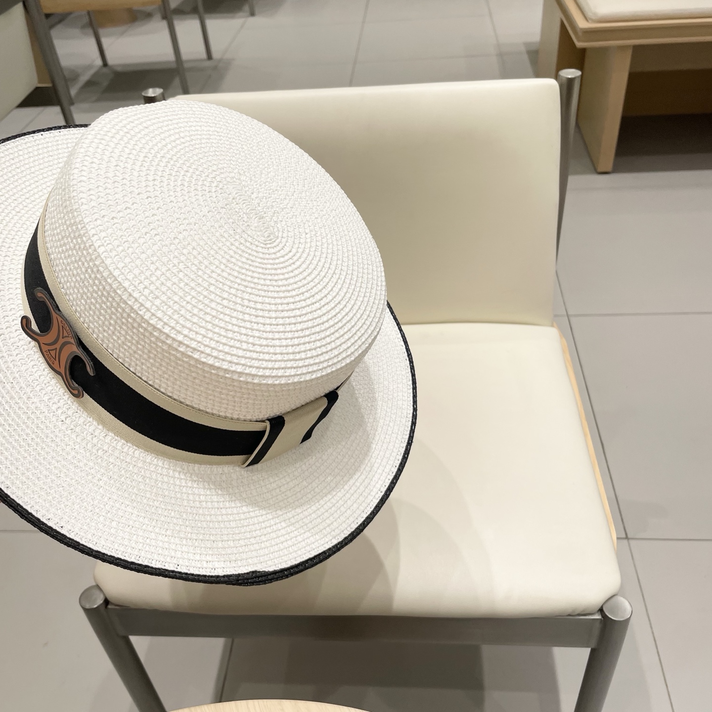  塞琳celien新款草帽，平顶礼帽，头围57cm