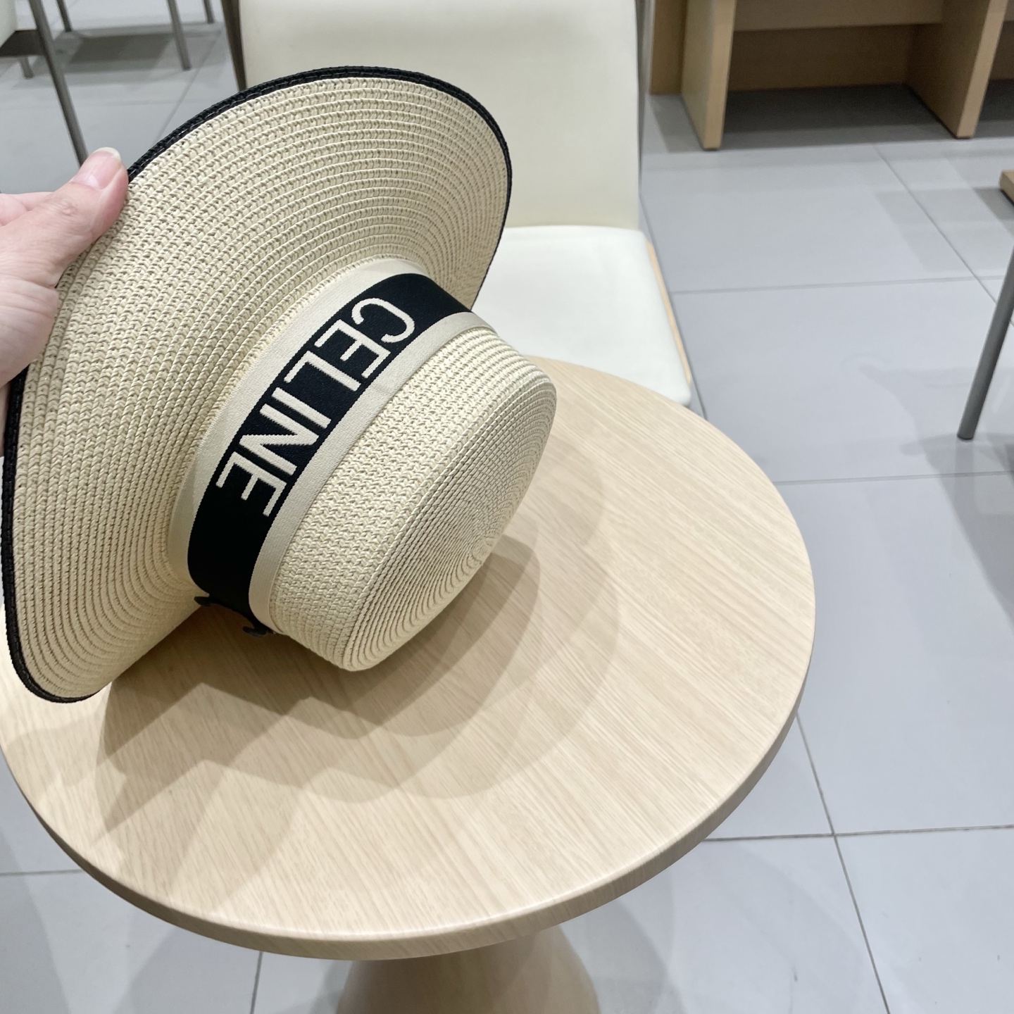  塞琳celien新款草帽，平顶礼帽，头围57cm