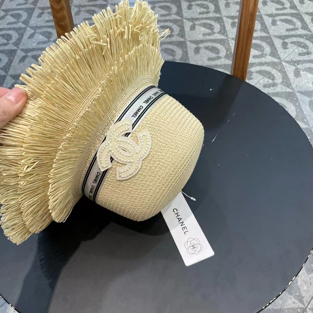 【CHANEL香奈儿】新款大牌小香风流苏盆帽草帽 夏天海边首选～新款材质编织而成～质感满分💯