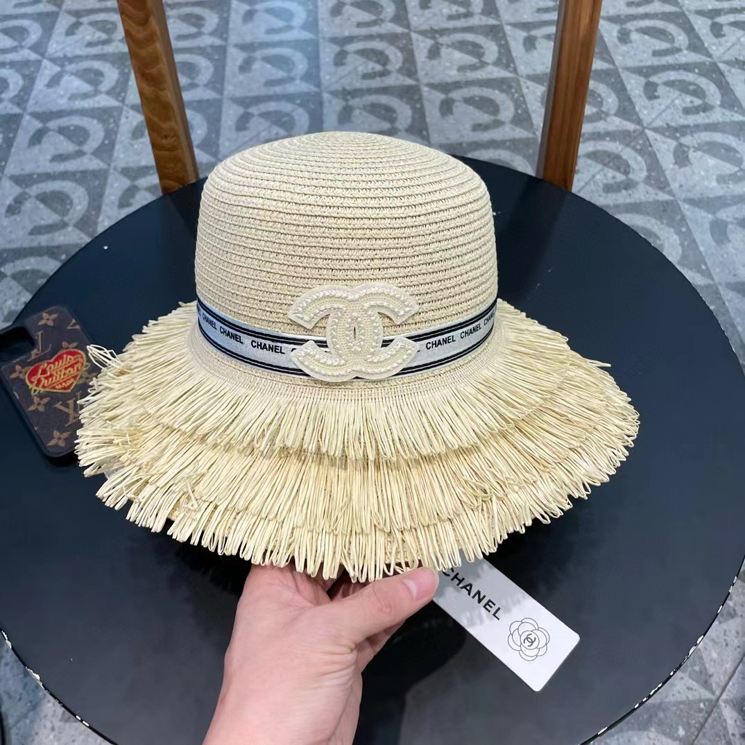 【CHANEL香奈儿】新款大牌小香风流苏盆帽草帽 夏天海边首选～新款材质编织而成～质感满分💯