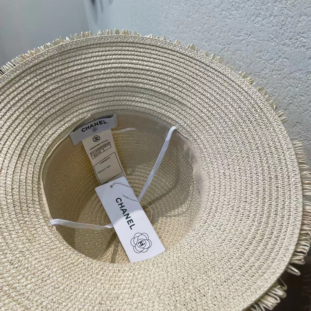 【CHANEL香奈儿】新款大牌小香风流苏盆帽草帽 夏天海边首选～新款材质编织而成～质感满分💯