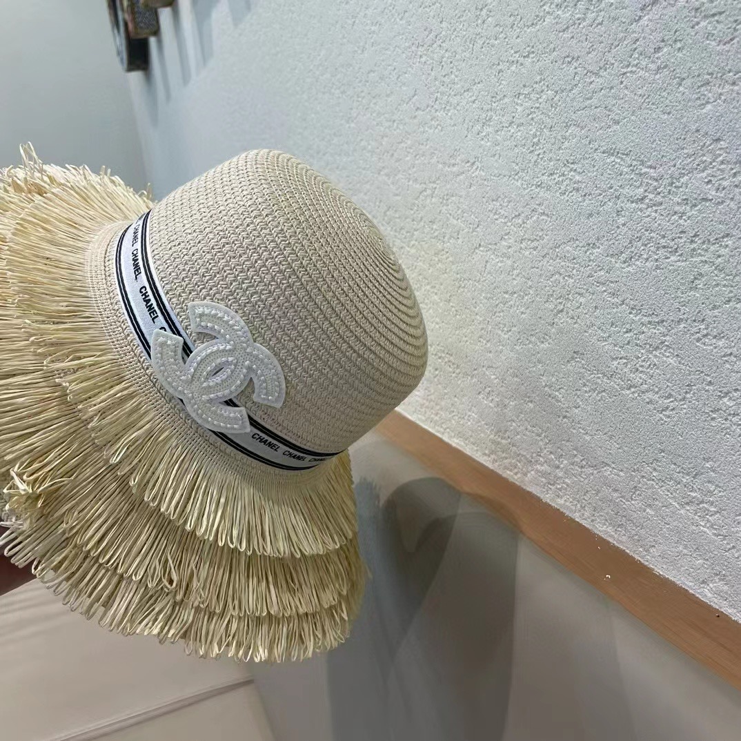 【CHANEL香奈儿】新款大牌小香风流苏盆帽草帽 夏天海边首选～新款材质编织而成～质感满分💯