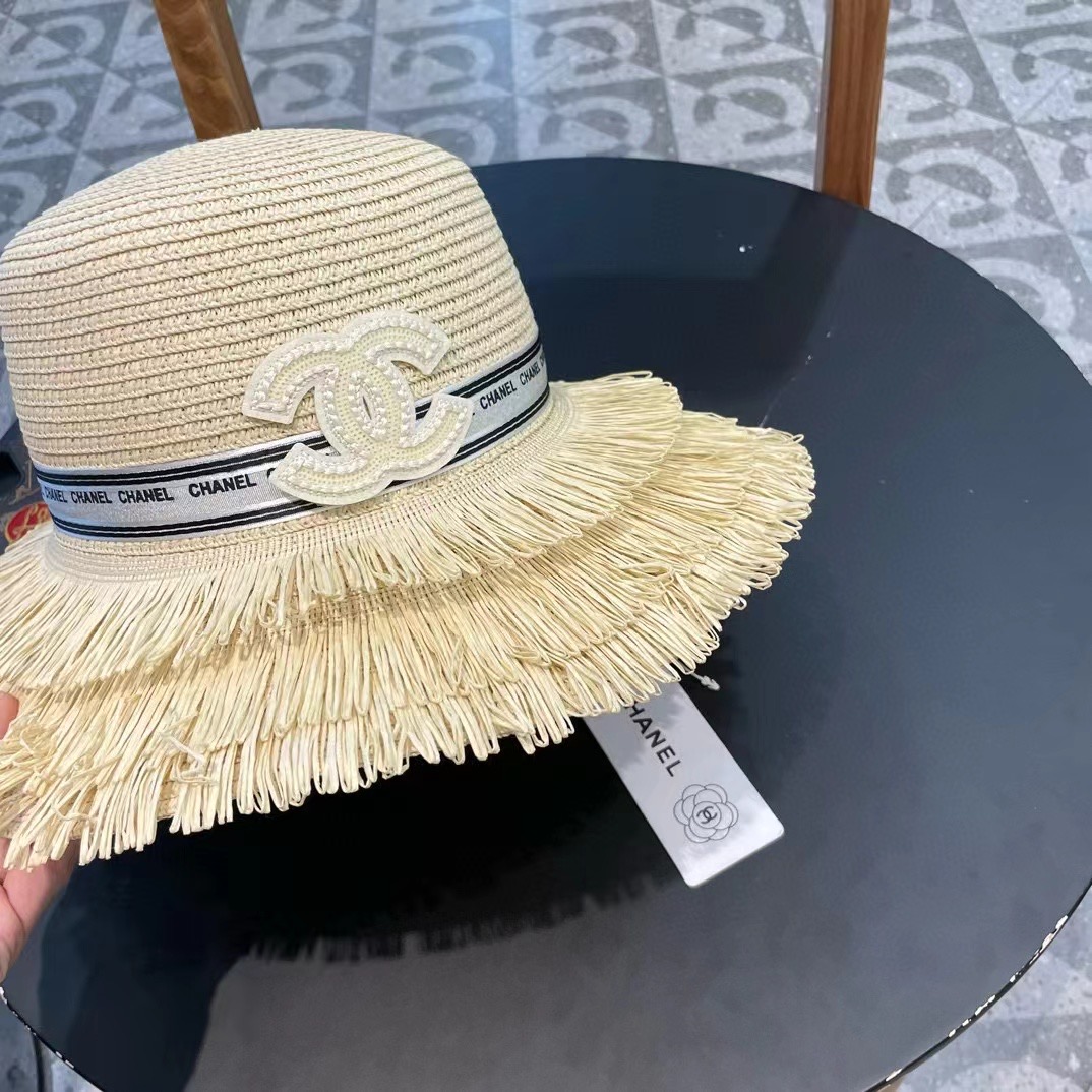 【CHANEL香奈儿】新款大牌小香风流苏盆帽草帽 夏天海边首选～新款材质编织而成～质感满分💯