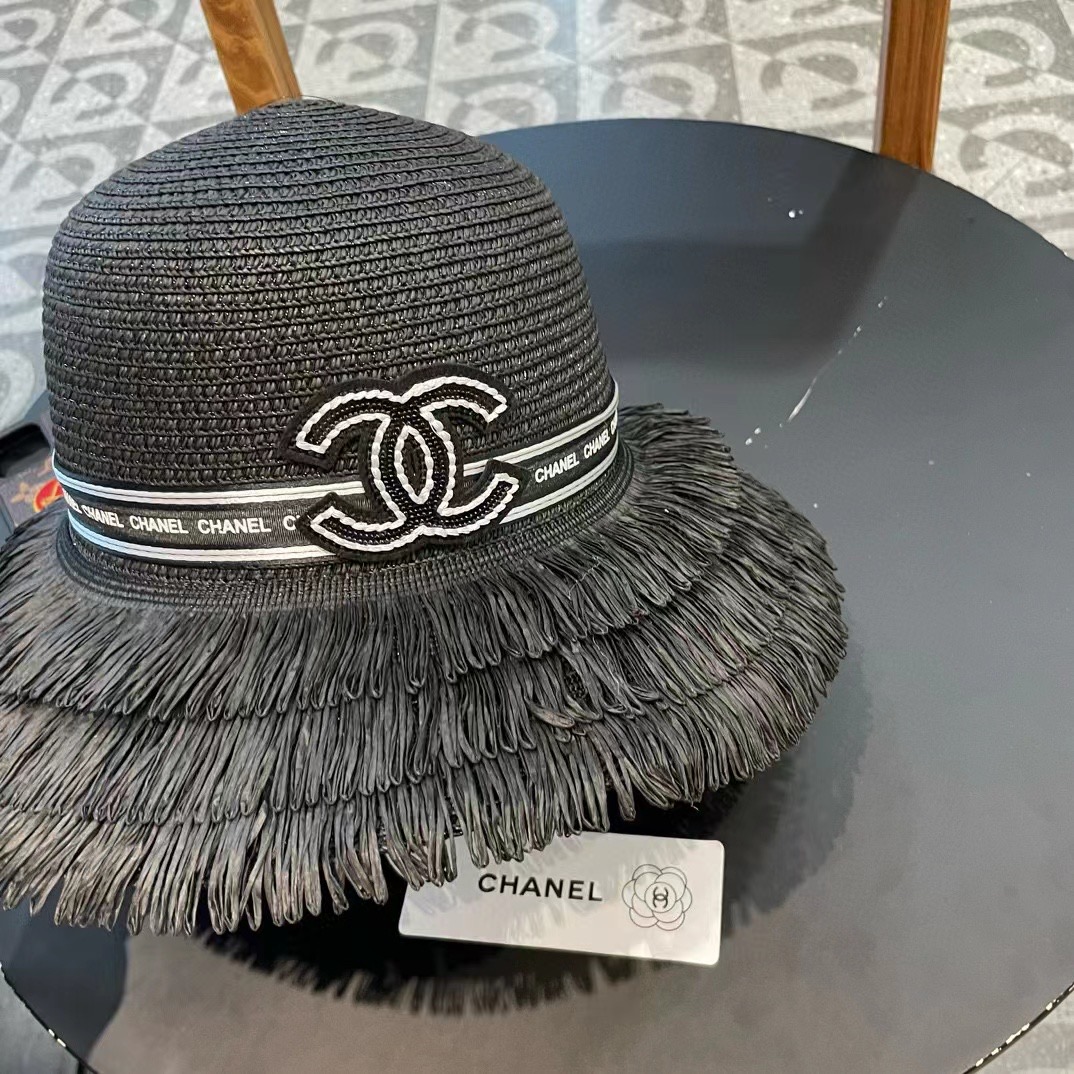 【CHANEL香奈儿】新款大牌小香风流苏盆帽草帽 夏天海边首选～新款材质编织而成～质感满分💯