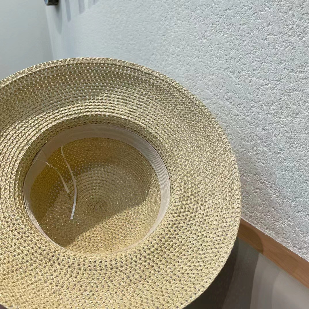 celine赛琳新款镂空草帽，可折叠，轻盈百搭，头围57cm
