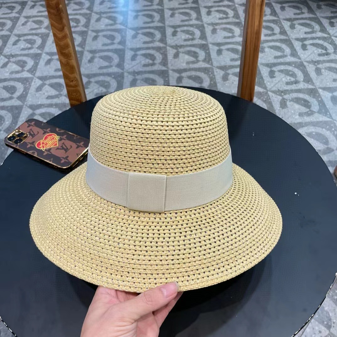 celine赛琳新款镂空草帽，可折叠，轻盈百搭，头围57cm