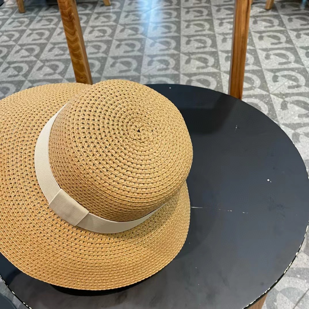 celine赛琳新款镂空草帽，可折叠，轻盈百搭，头围57cm