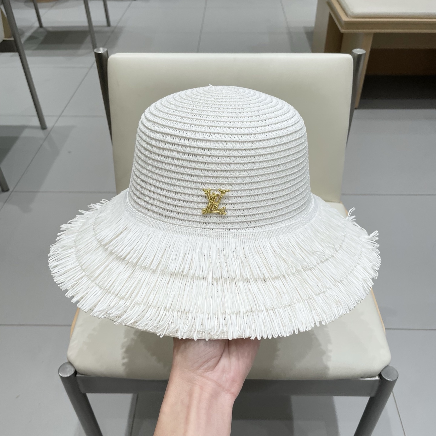  lv路易威登网红毛边流苏草帽优雅大檐海边度假遮阳盆帽休闲夏女