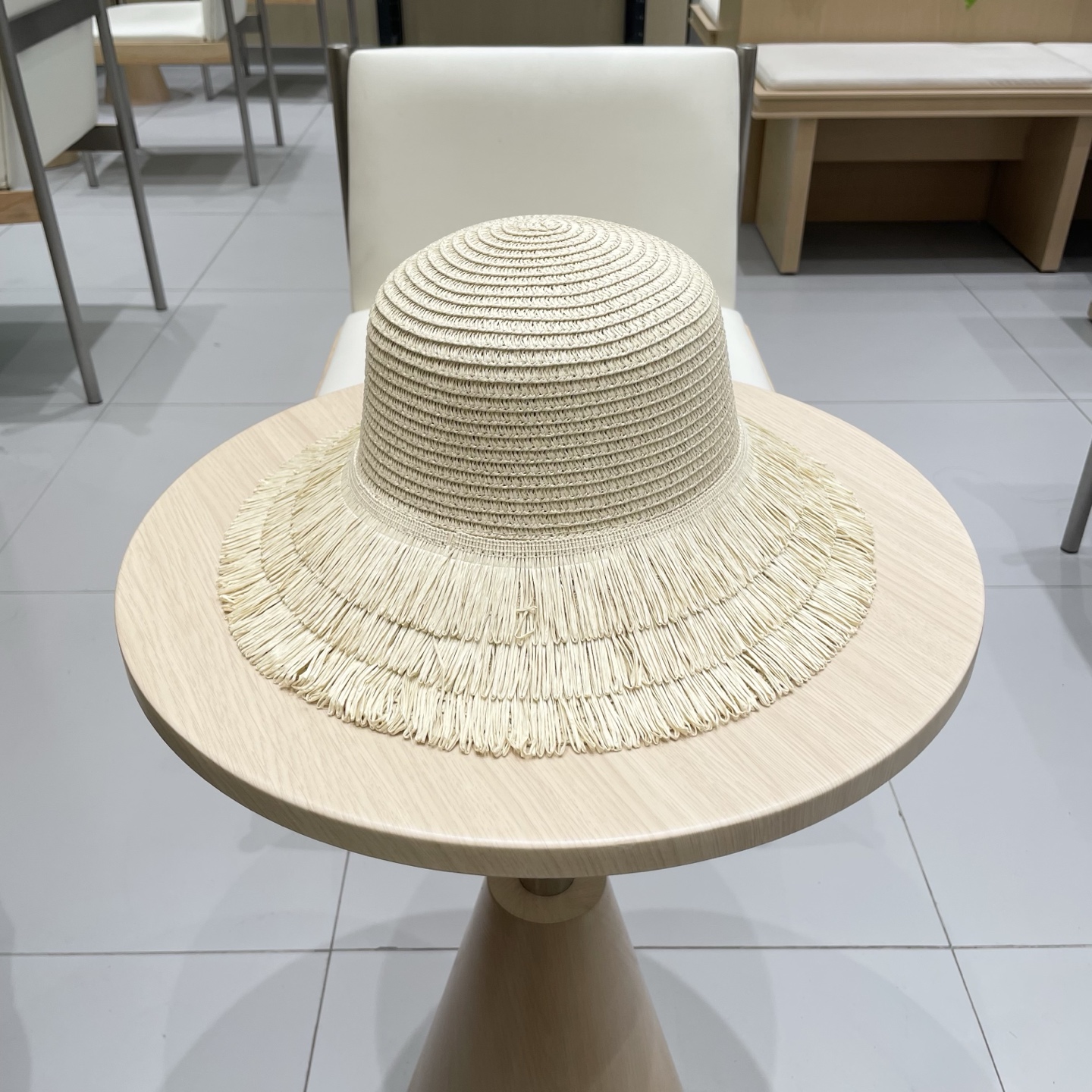  lv路易威登网红毛边流苏草帽优雅大檐海边度假遮阳盆帽休闲夏女