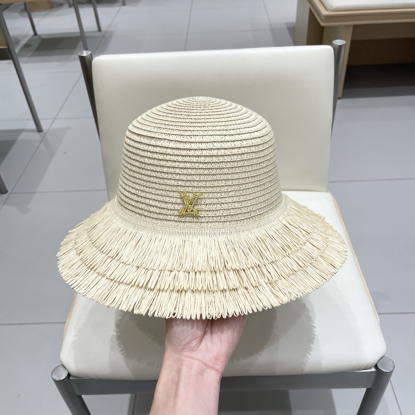  lv路易威登网红毛边流苏草帽优雅大檐海边度假遮阳盆帽休闲夏女