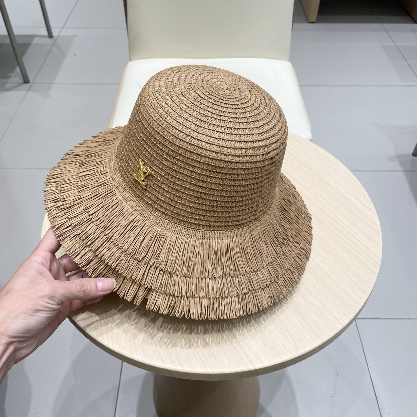  lv路易威登网红毛边流苏草帽优雅大檐海边度假遮阳盆帽休闲夏女