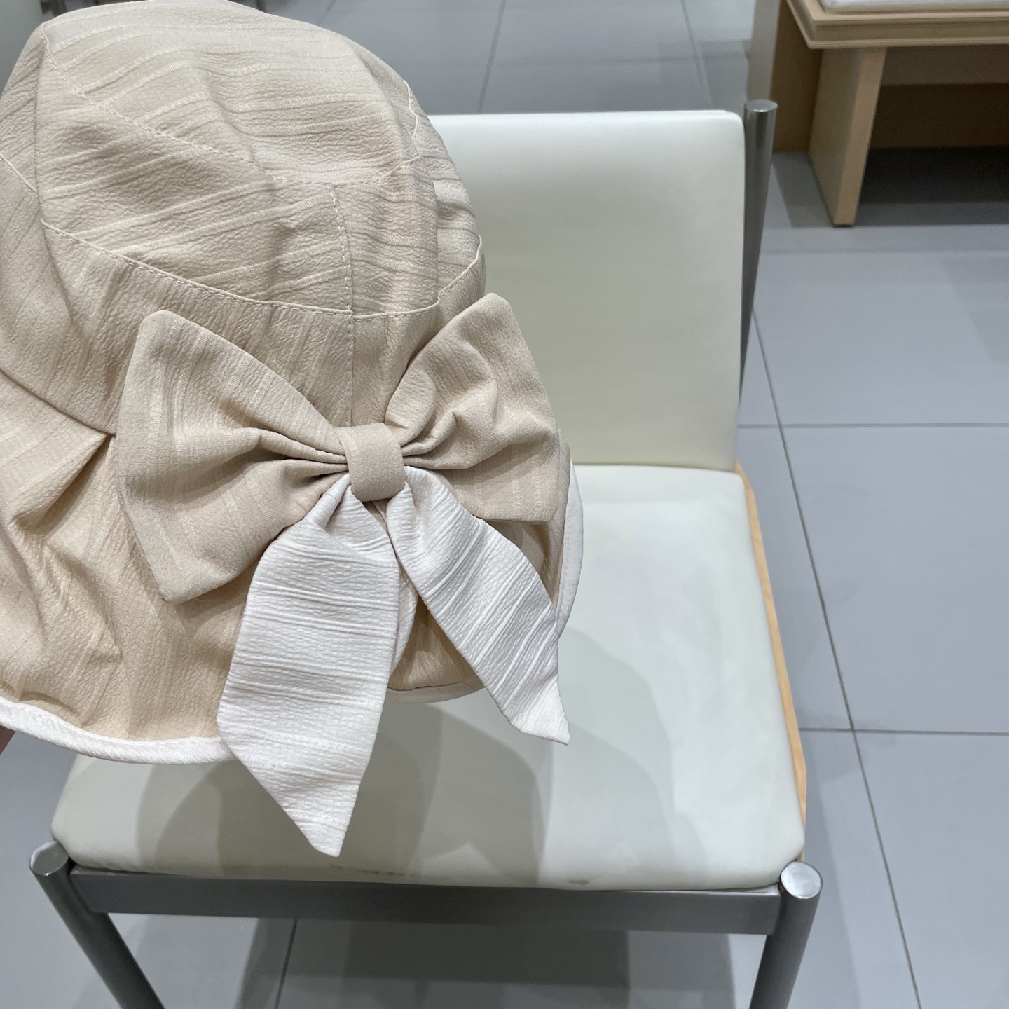 Chanel香奈儿遮阳帽女春夏新款大蝴蝶结旅游度假帽子优雅可折叠遮脸防晒渔夫帽