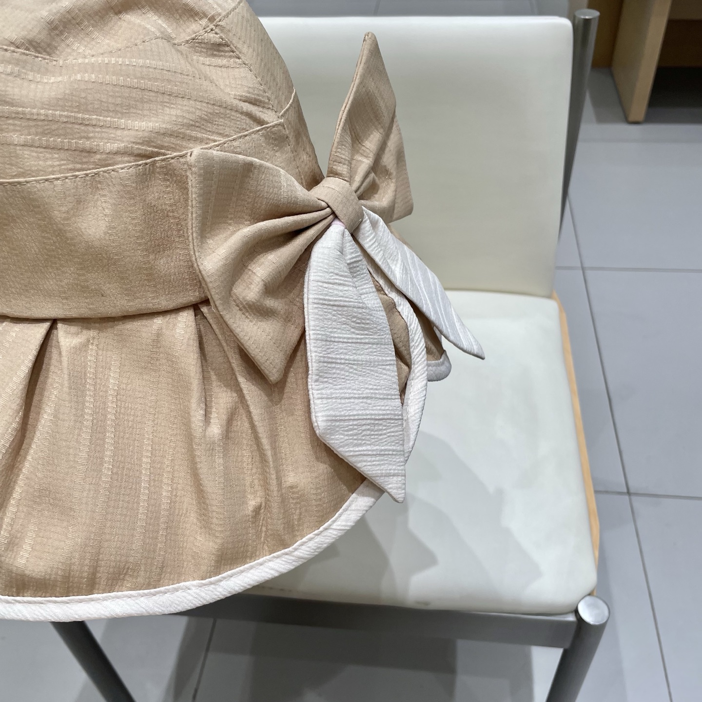 Chanel香奈儿遮阳帽女春夏新款大蝴蝶结旅游度假帽子优雅可折叠遮脸防晒渔夫帽