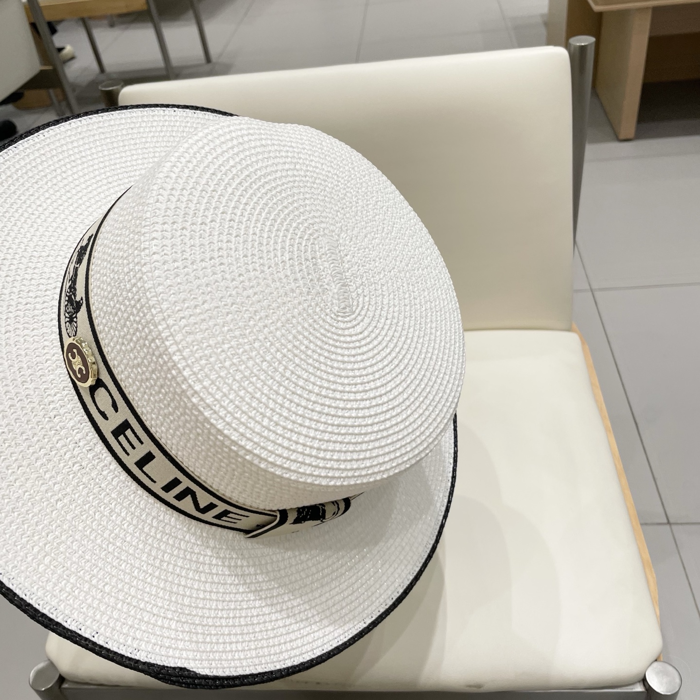 塞琳celien新款草帽，平顶水桶礼帽，头围57cm