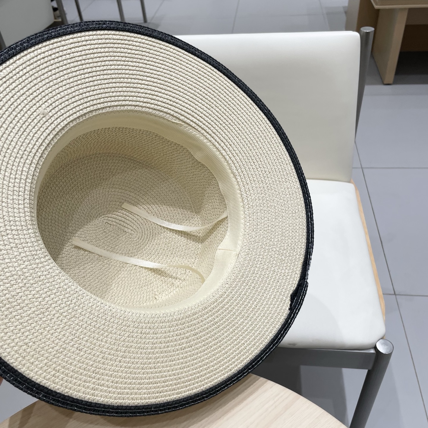 塞琳celien新款草帽，平顶水桶礼帽，头围57cm