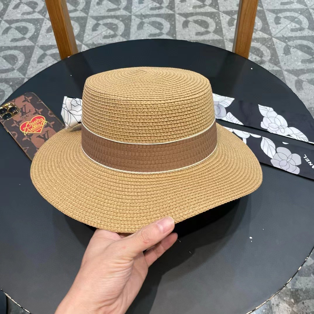   Chanel香奈儿草帽，遮阳沙滩帽，搭配香奈儿飘带，高级定制，头围57cm 四个色