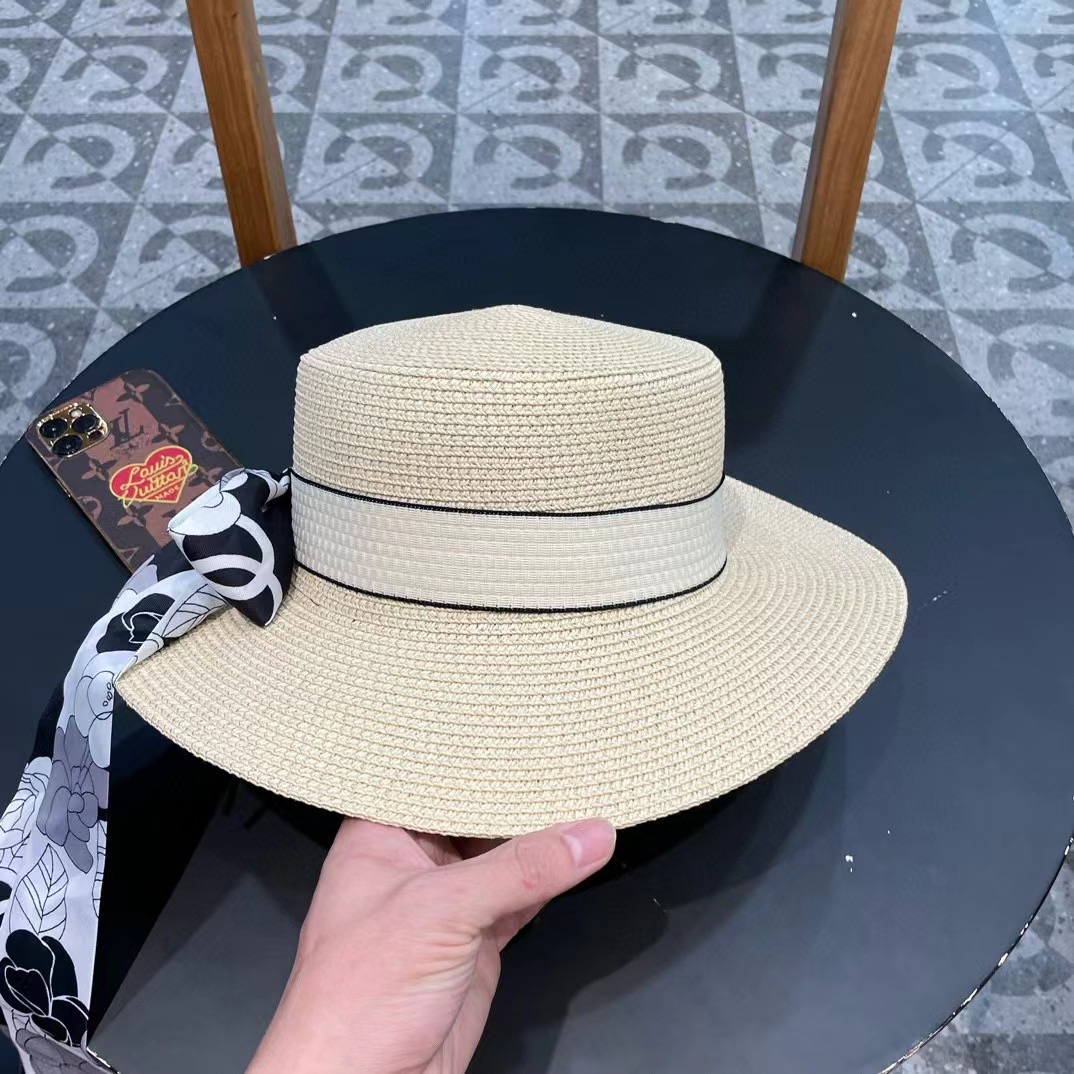   Chanel香奈儿草帽，遮阳沙滩帽，搭配香奈儿飘带，高级定制，头围57cm 四个色