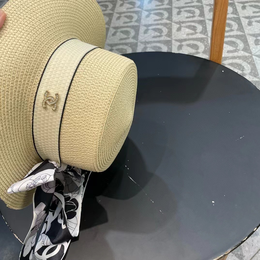   Chanel香奈儿草帽，遮阳沙滩帽，搭配香奈儿飘带，高级定制，头围57cm 四个色