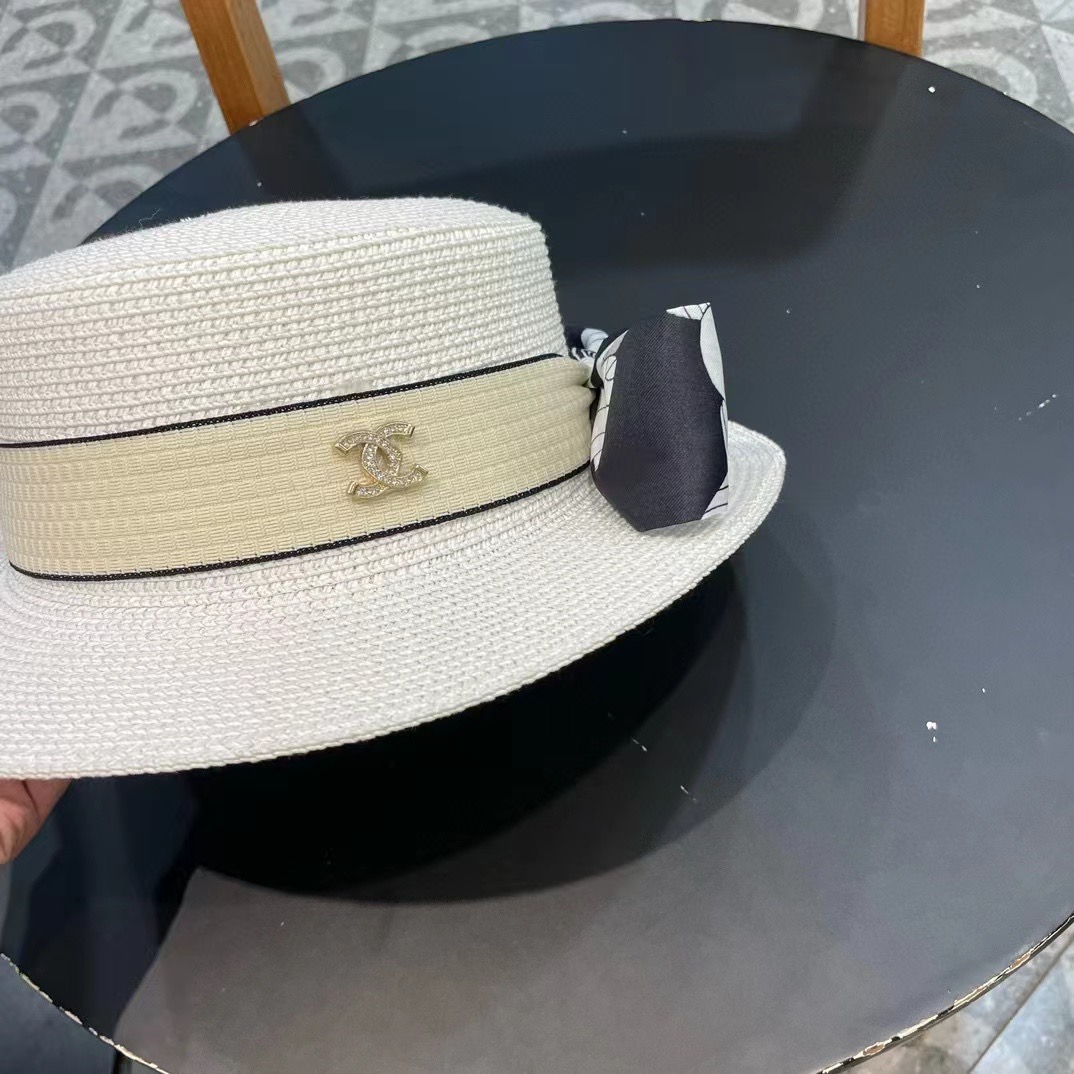   Chanel香奈儿草帽，遮阳沙滩帽，搭配香奈儿飘带，高级定制，头围57cm 四个色
