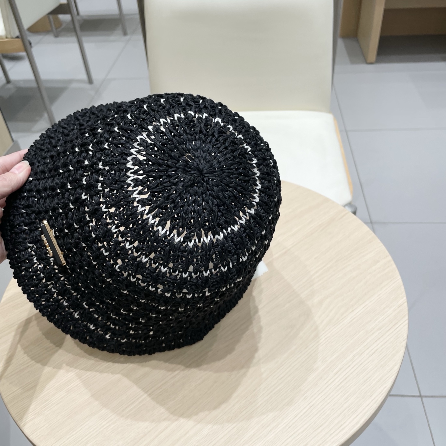 普拉达Prada针织镂空渔夫帽女夏2025 新款透气防晒遮阳帽水桶盆帽太阳帽子