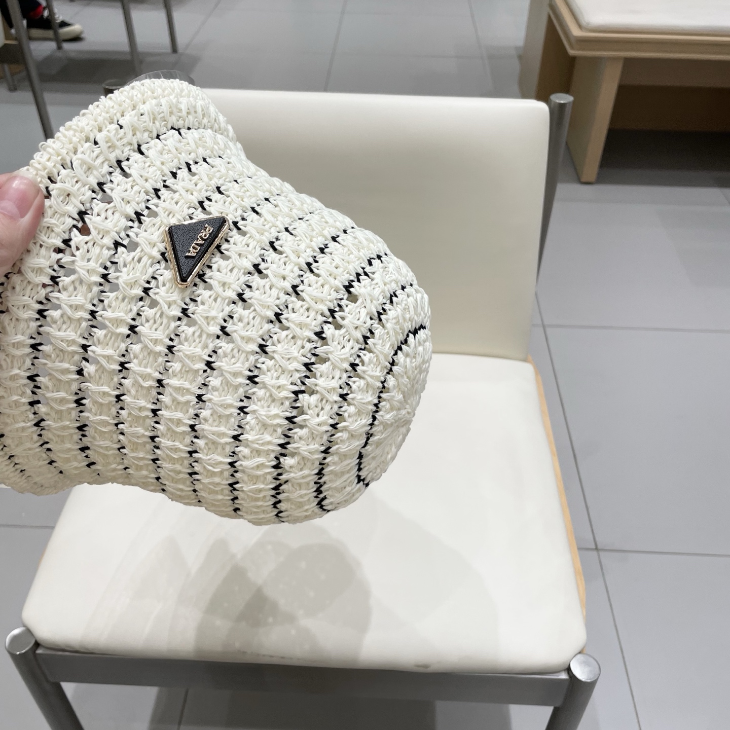 普拉达Prada针织镂空渔夫帽女夏2025 新款透气防晒遮阳帽水桶盆帽太阳帽子