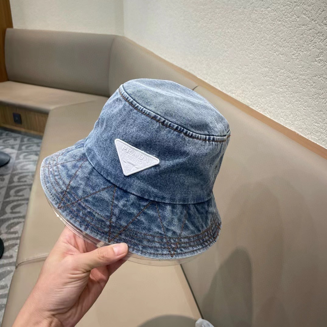 【PRADA普拉达】新款牛仔做旧款渔夫帽，男女款又好搭配，出街单品