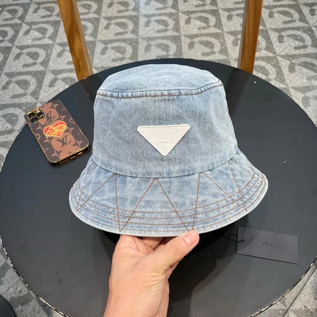 【PRADA普拉达】新款牛仔做旧款渔夫帽，男女款又好搭配，出街单品