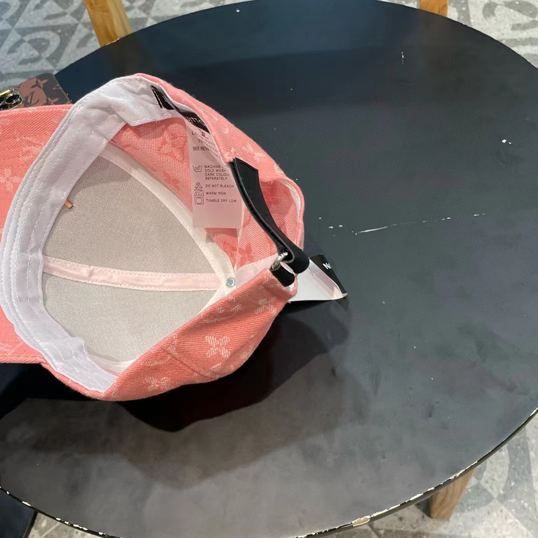  LouiVuittonLV👒专柜新款路易威登家刺绣棒球帽，简单大方 男女通用遮阳帽，