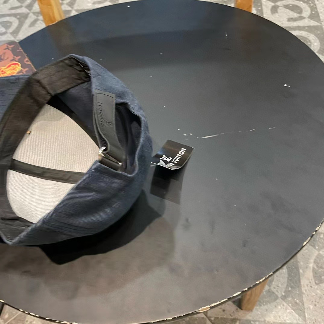  LouiVuittonLV👒专柜新款路易威登家刺绣棒球帽，简单大方 男女通用遮阳帽，