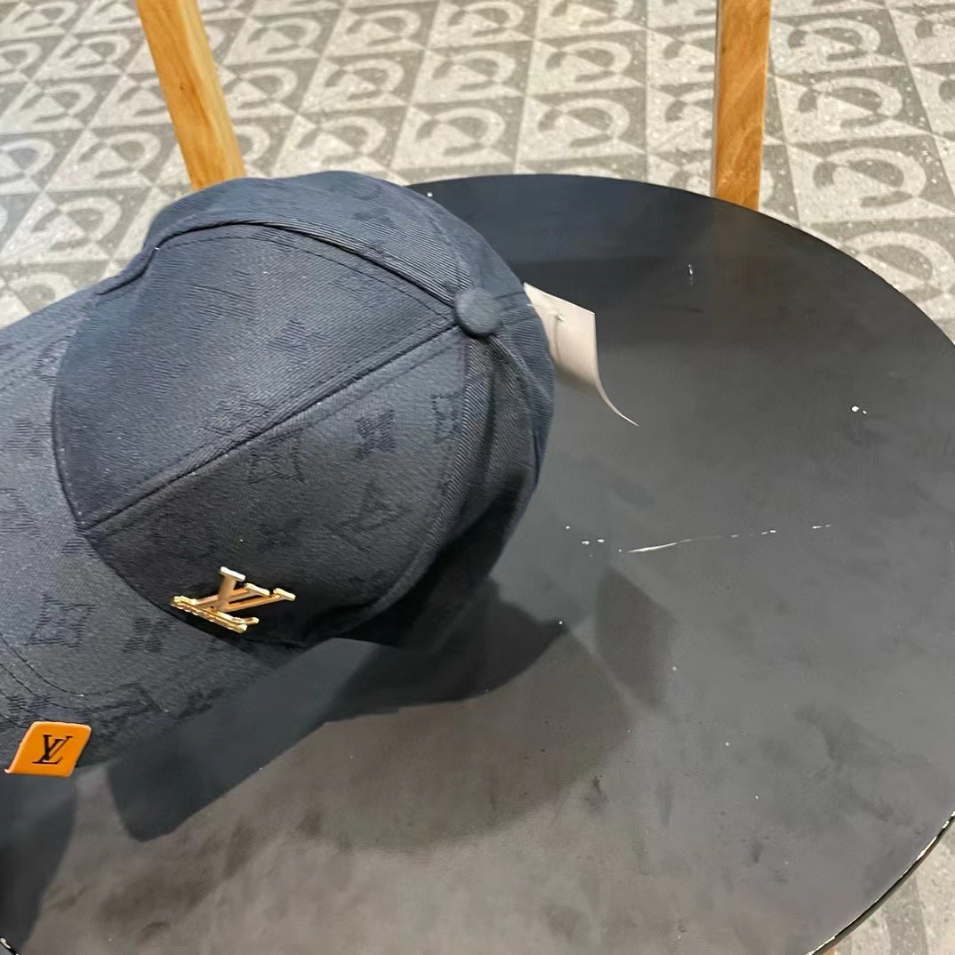  LouiVuittonLV👒专柜新款路易威登家刺绣棒球帽，简单大方 男女通用遮阳帽，