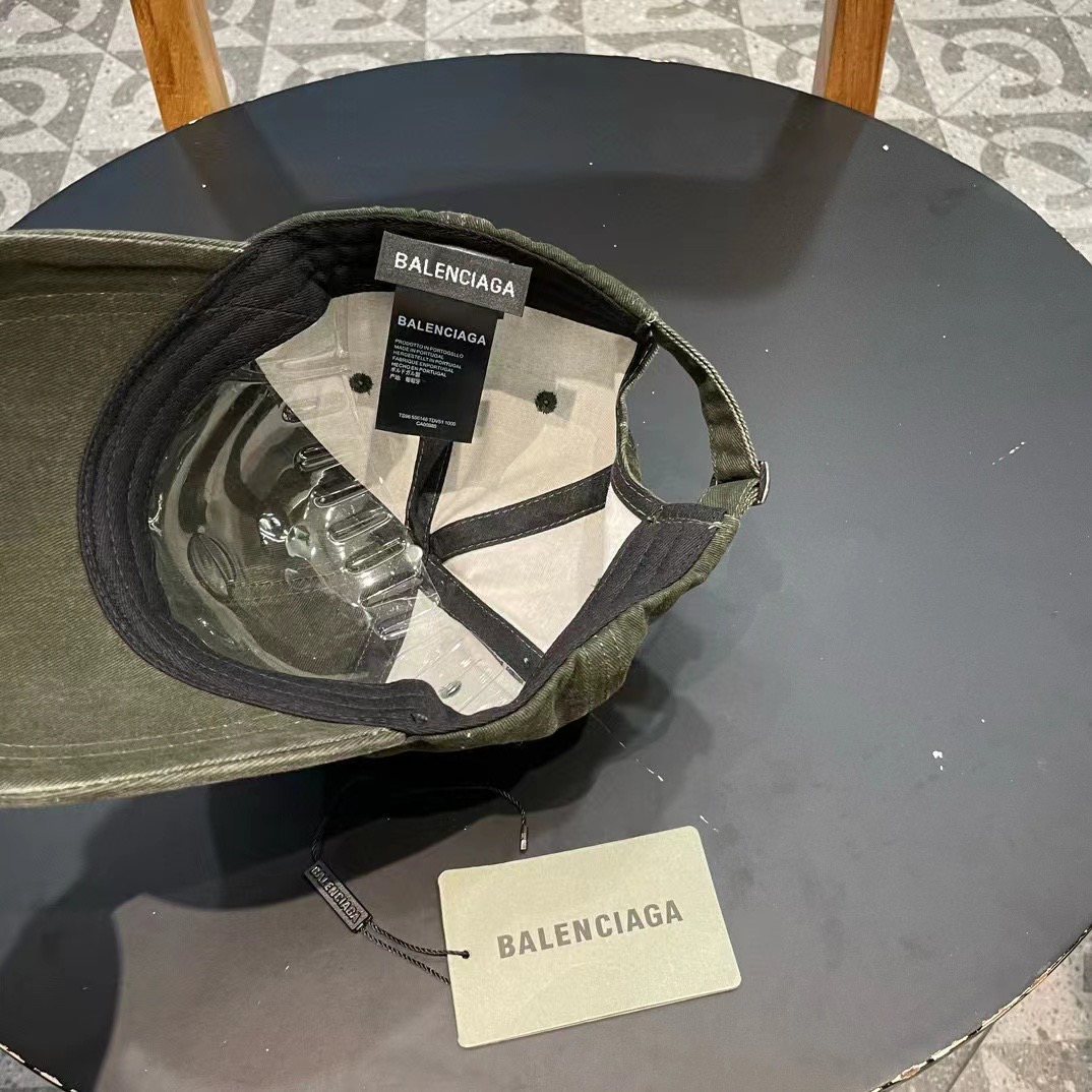  【巴黎世家】2025新款百搭棒球帽，新款出货，大牌出街，搭配衣服超绝！人手必入！