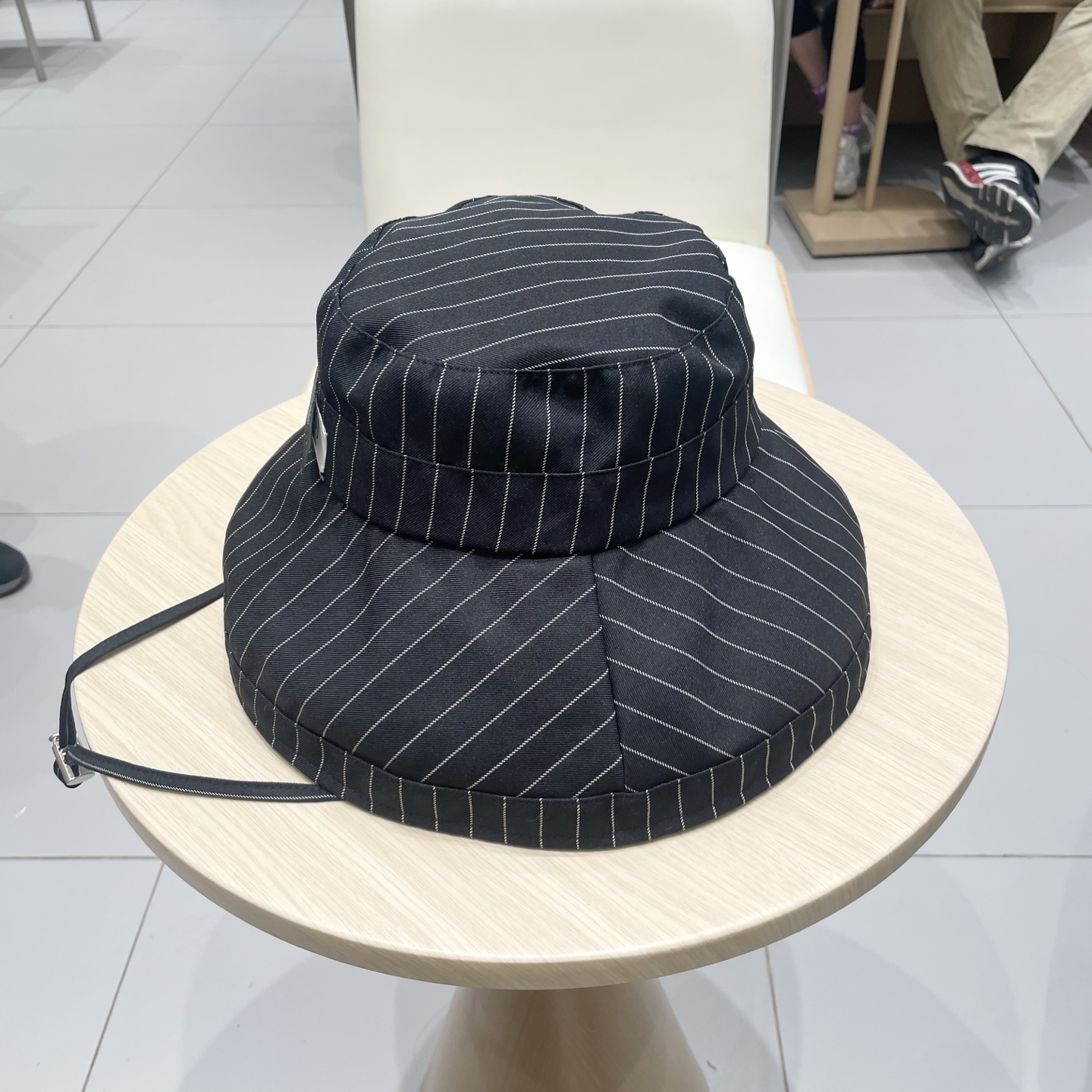  Dior迪奥帽子女2025新款春季小清新条纹渔夫帽出游遮阳防晒圆顶盆帽显脸小