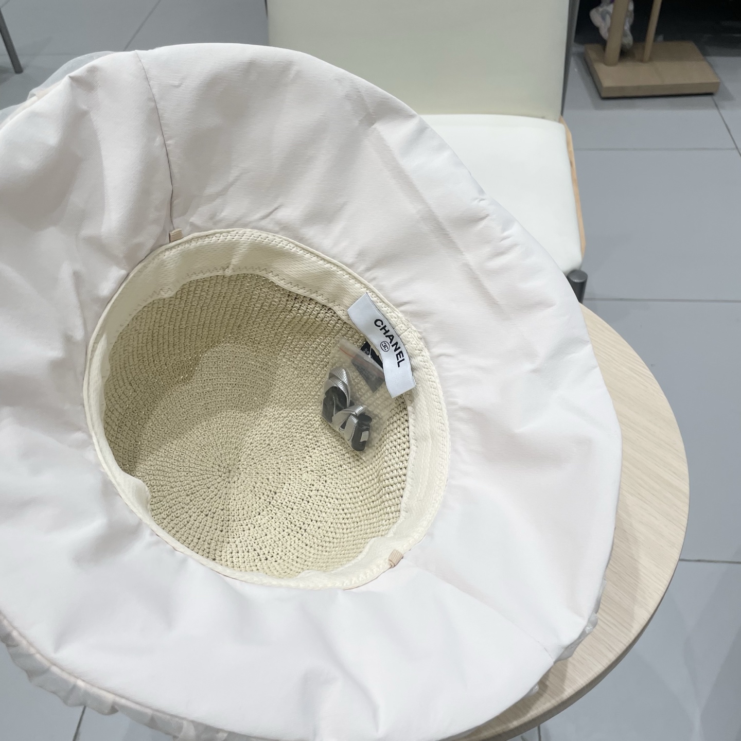  Chanel香奈儿新款韩版时尚布草拼接渔夫帽女春夏优雅蝴蝶结双层盆帽出游遮阳帽