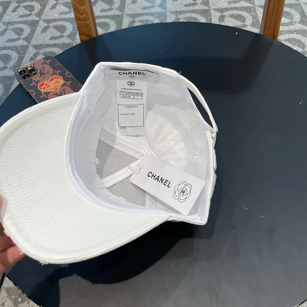  【CHANEL香奈儿】早春新款简约棒球帽，男女通用