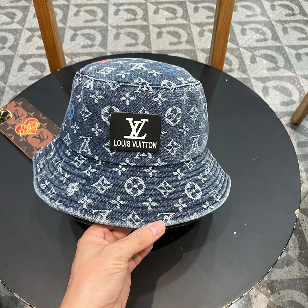 NO:670783,LV new denim fisherman hat, new craft fabric, huge face covering!  Materials that can be worn all year round: 57cm hats, fisherman hats, baseball caps, knitted hats, hats, louis vuitton, espadrilles, hats19860909LV 新款牛仔渔夫帽 新工艺面料,巨遮脸！一年四季都可以戴材质 57cm帽子渔夫帽棒球帽针织帽,帽子,louis vuitton,espadrilles,hats,hat
