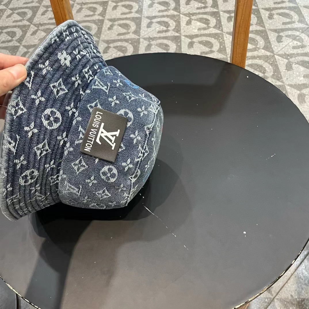  LV 新款牛仔渔夫帽 新工艺面料，巨遮脸！一年四季都可以戴材质 57cm