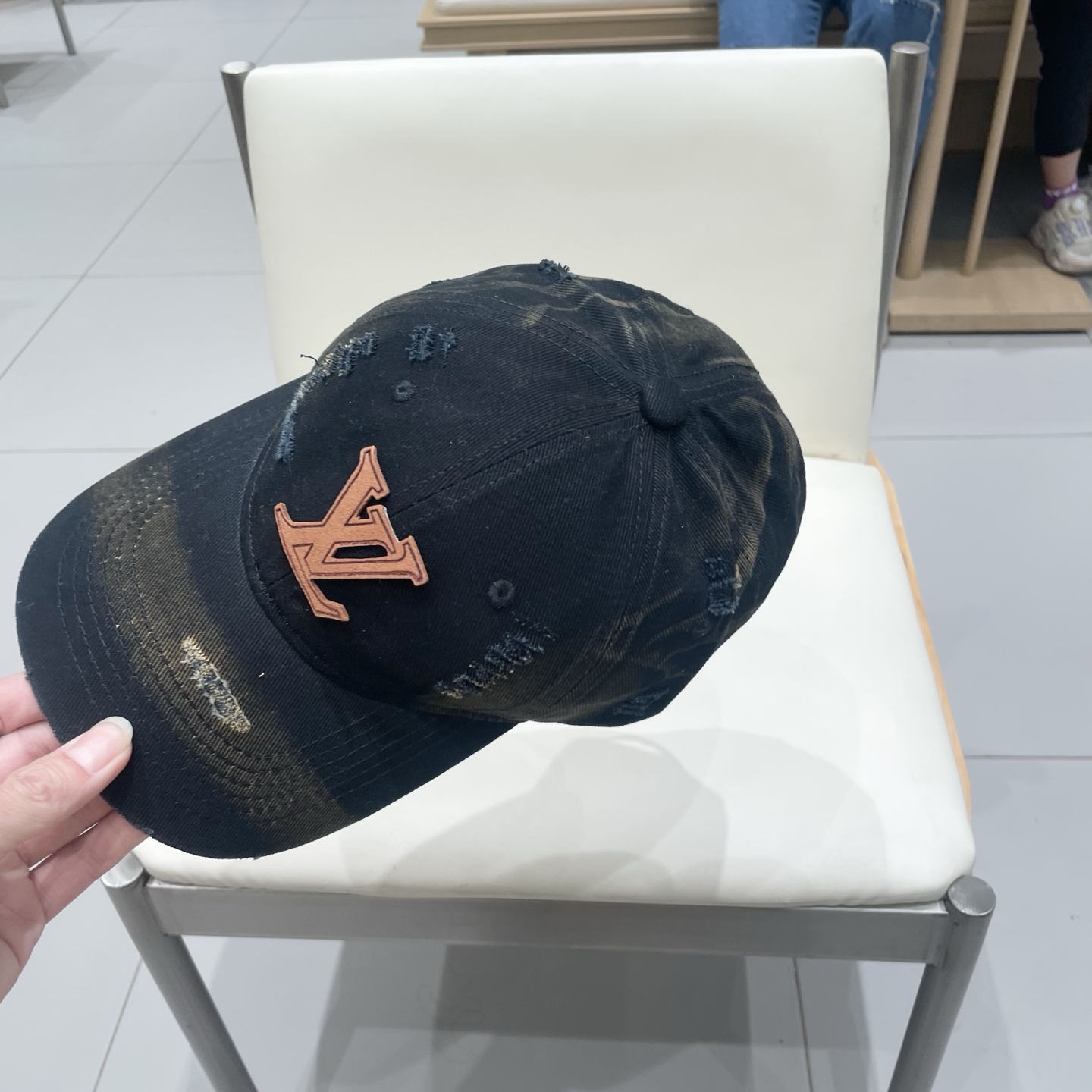  LV路易威登原单刺绣棒球帽  轻盈透气。完美版型，独家实物拍摄，男女适用