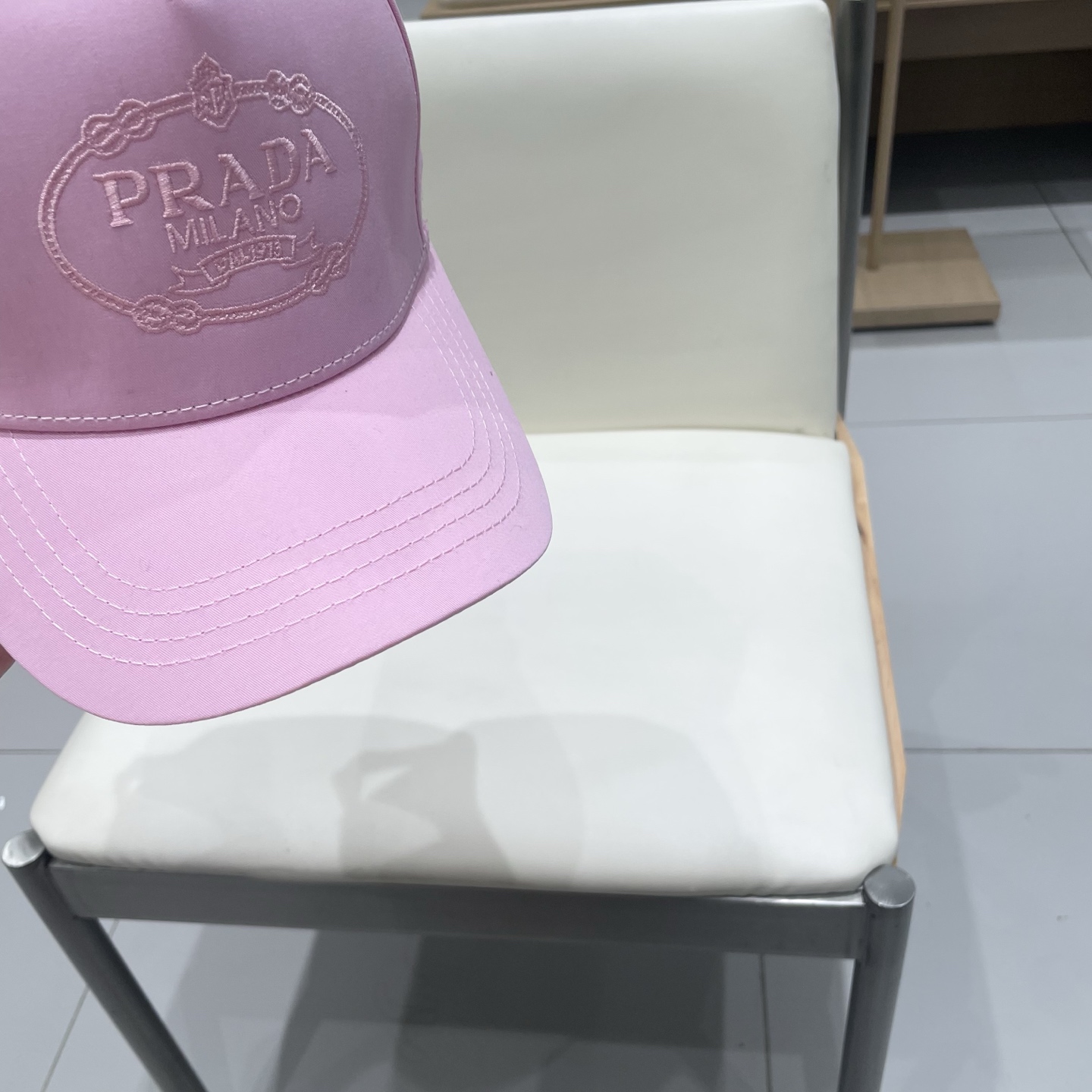  PRADA普拉达新款棒球帽，男女款鸭舌帽