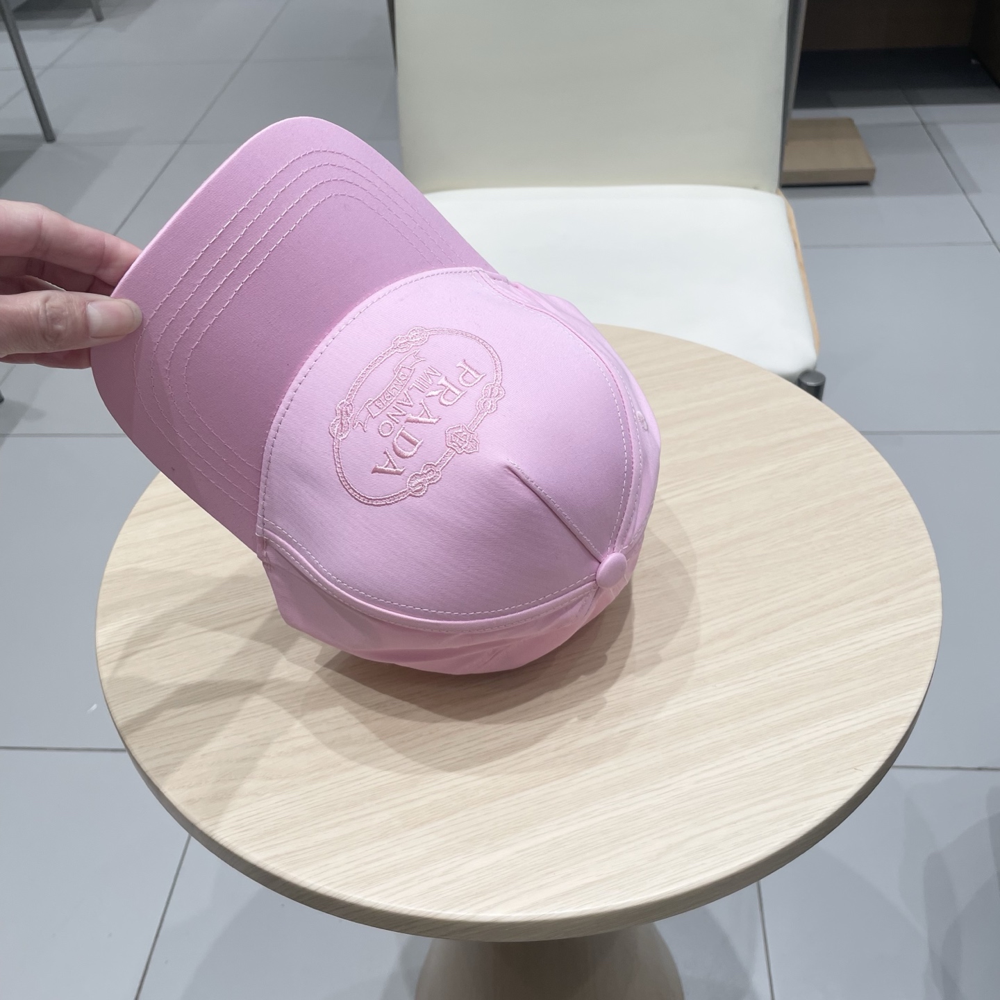  PRADA普拉达新款棒球帽，男女款鸭舌帽