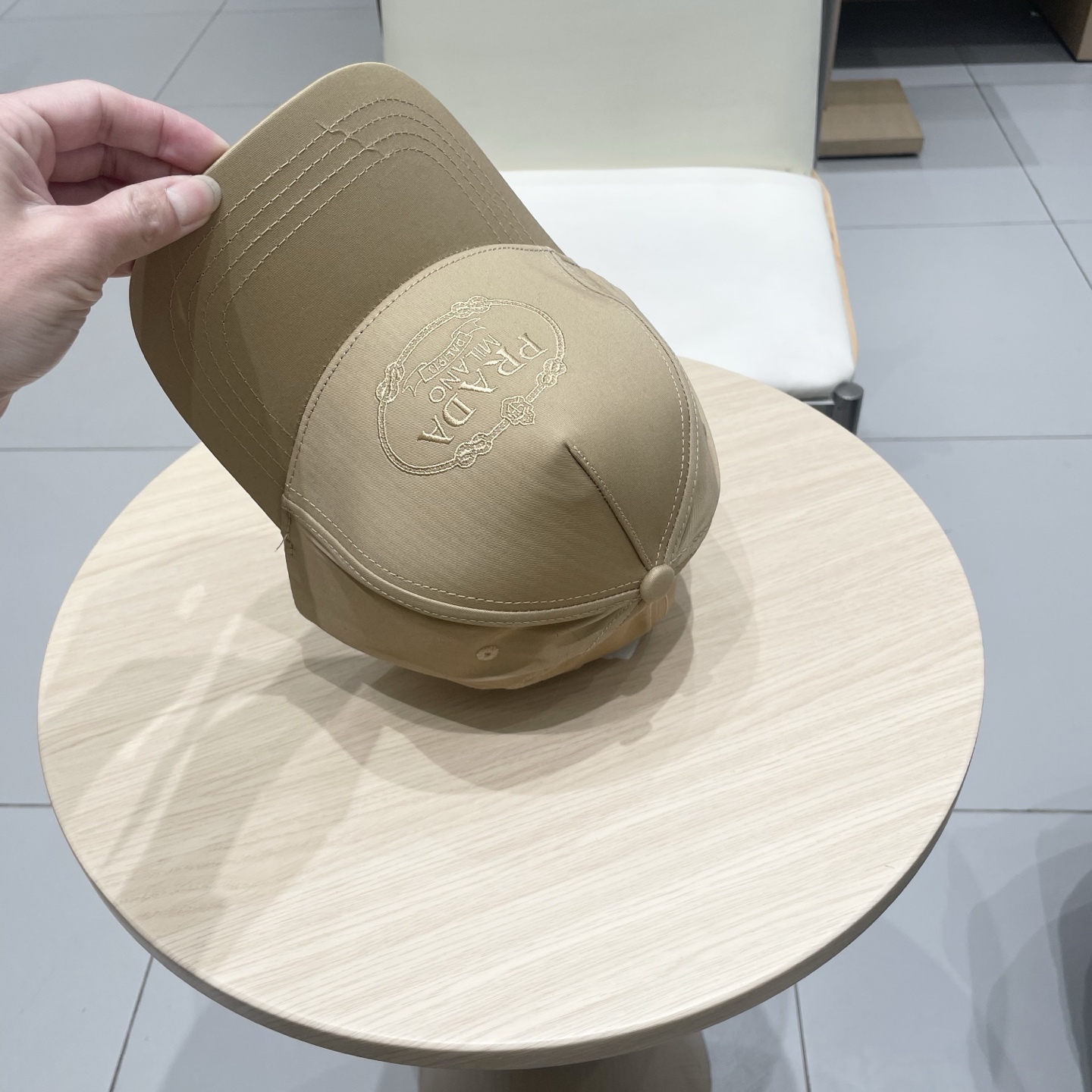  PRADA普拉达新款棒球帽，男女款鸭舌帽