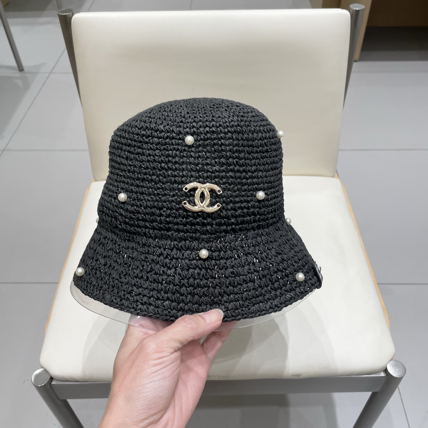 chane香奈儿l2025洋气百搭珍珠手工草帽遮脸防晒渔夫帽出游逛街防紫外线盆帽