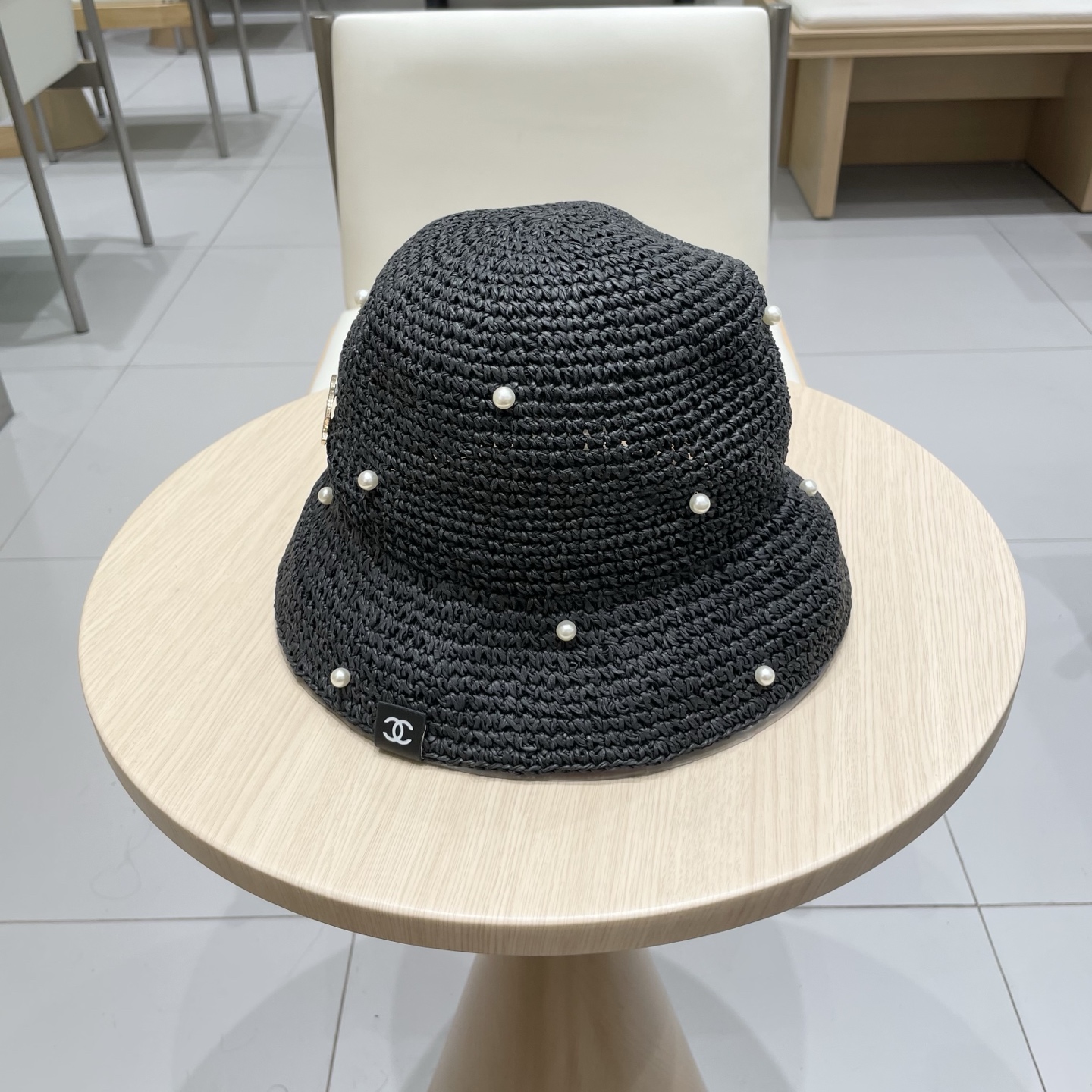 chane香奈儿l2025洋气百搭珍珠手工草帽遮脸防晒渔夫帽出游逛街防紫外线盆帽