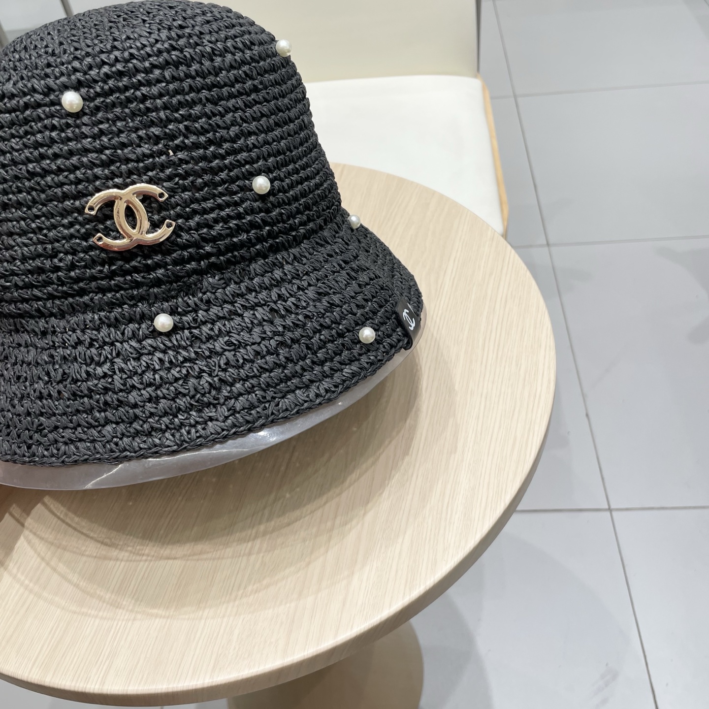 chane香奈儿l2025洋气百搭珍珠手工草帽遮脸防晒渔夫帽出游逛街防紫外线盆帽