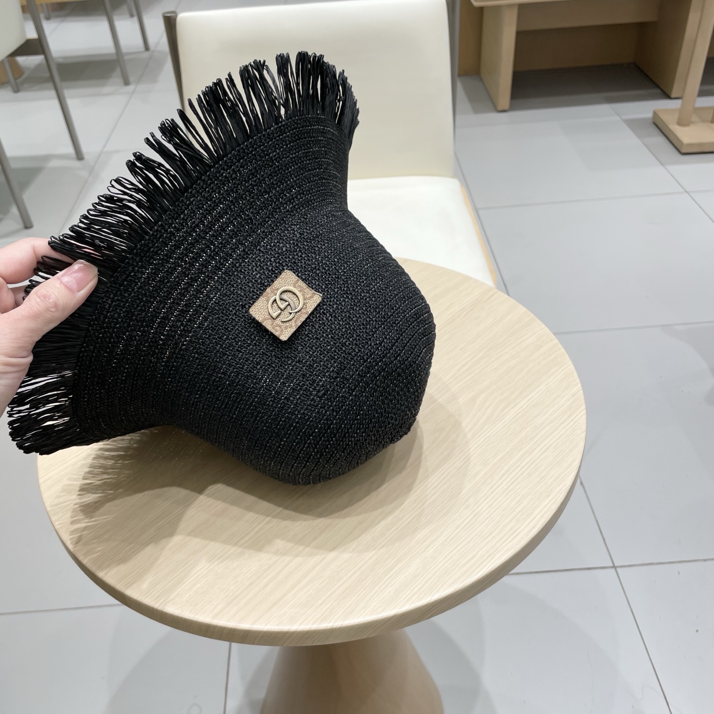  Gucci古奇女士帽子大檐韩版毛边透气草帽夏季遮阳防晒沙滩帽渔夫帽