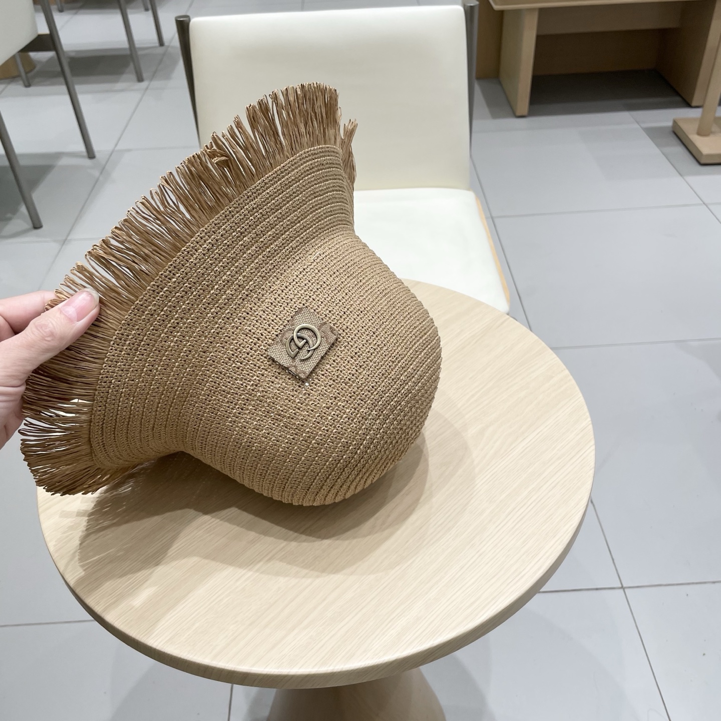  Gucci古奇女士帽子大檐韩版毛边透气草帽夏季遮阳防晒沙滩帽渔夫帽