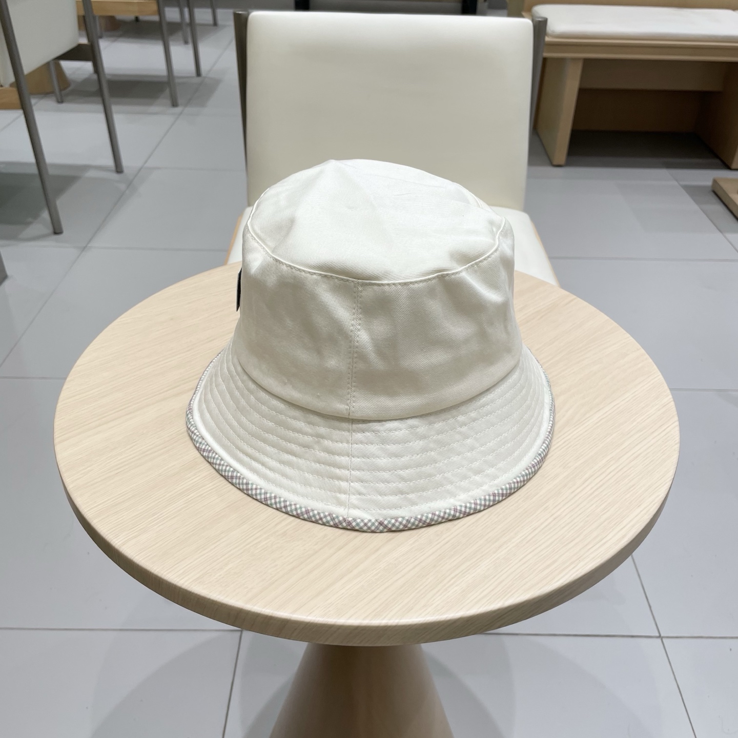 [Loewe Hats]LOEWE Luo Yiwei color-matched plaid fisherman hat sunshade hat for