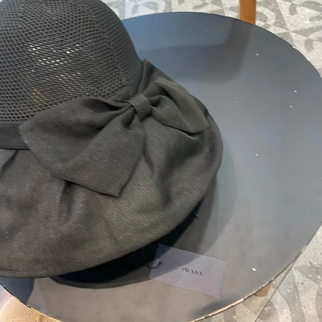  PRADA普拉达 新款大帽檐遮阳帽，渔夫帽，小红书网红爆款 防紫外线大檐遮脸防晒太阳渔夫帽